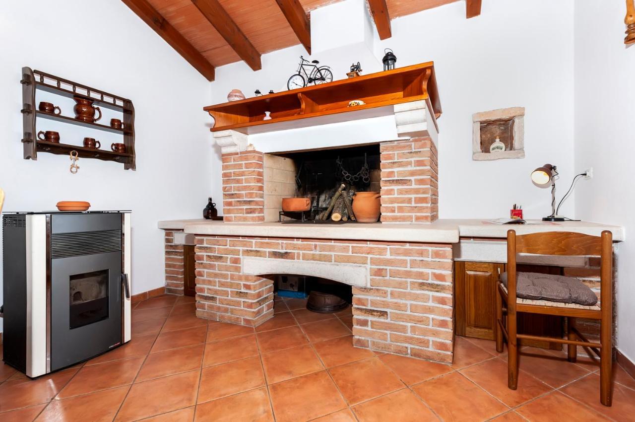 House Ulika Apartment Bale Bagian luar foto